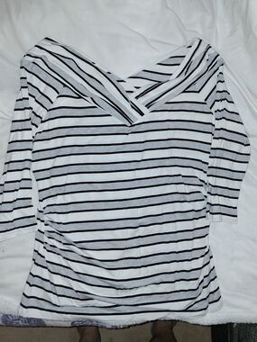 White House Black Market Black & White Striped V-Shoulder Long Sleeve Top